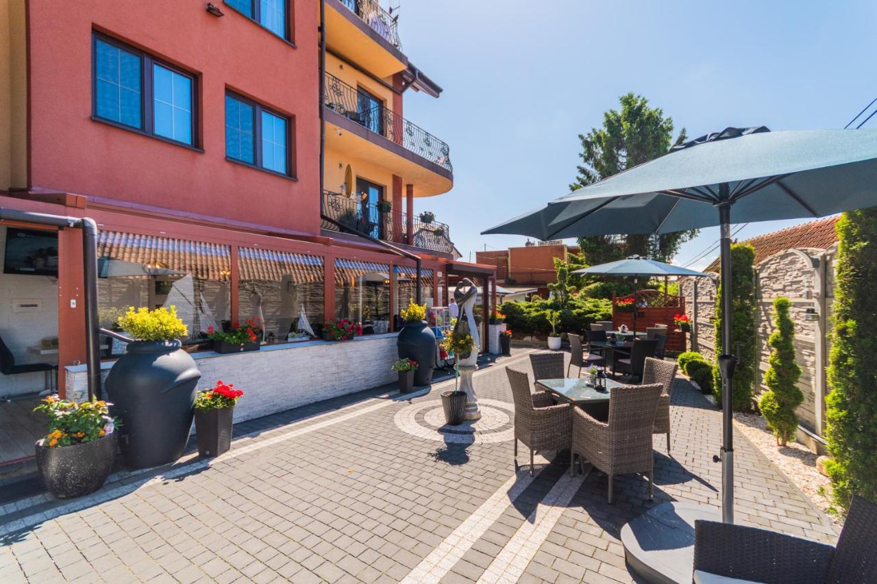 Monika II Bed & Breakfast Krynica Morska Exterior photo