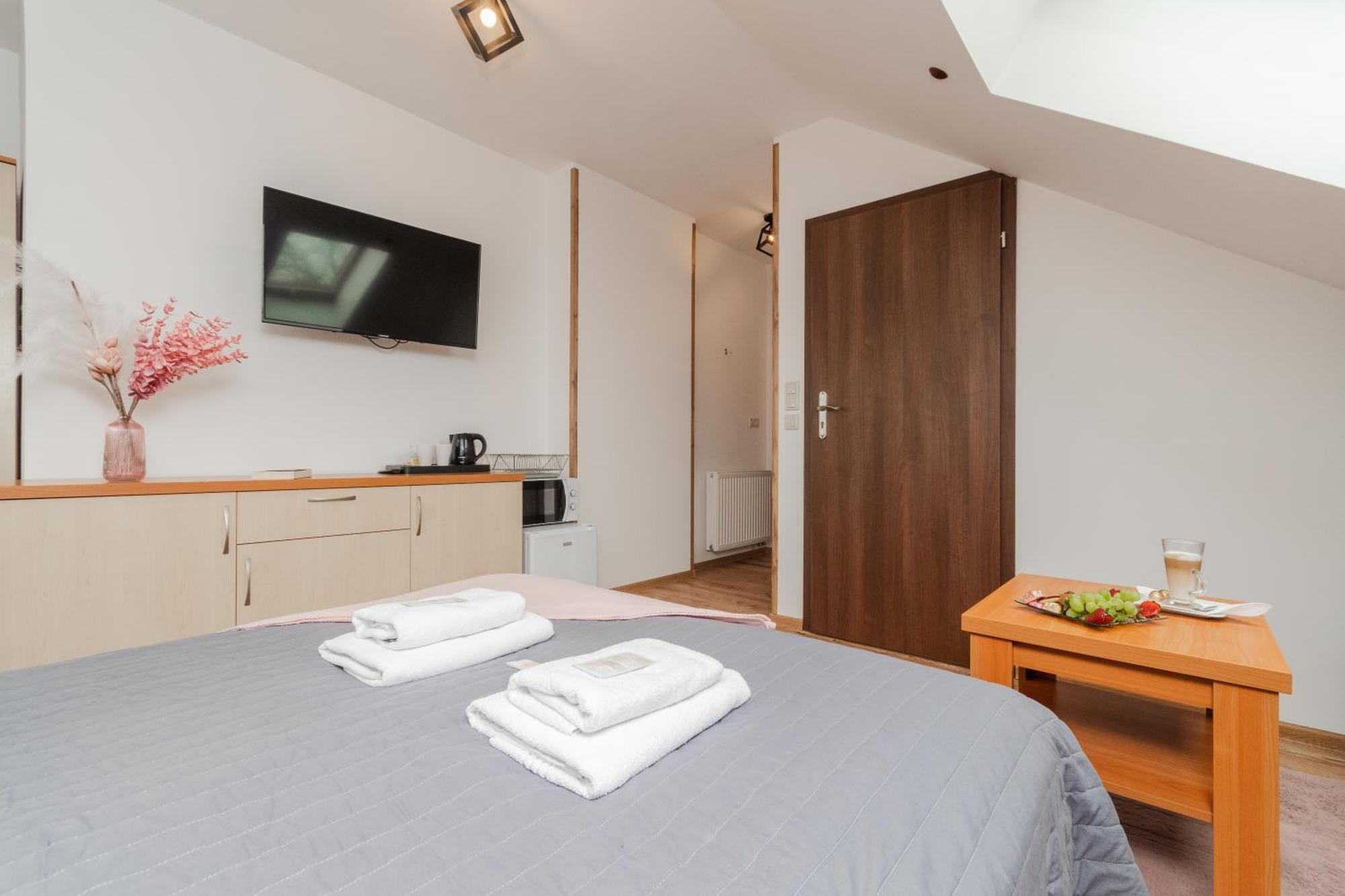 Monika II Bed & Breakfast Krynica Morska Room photo